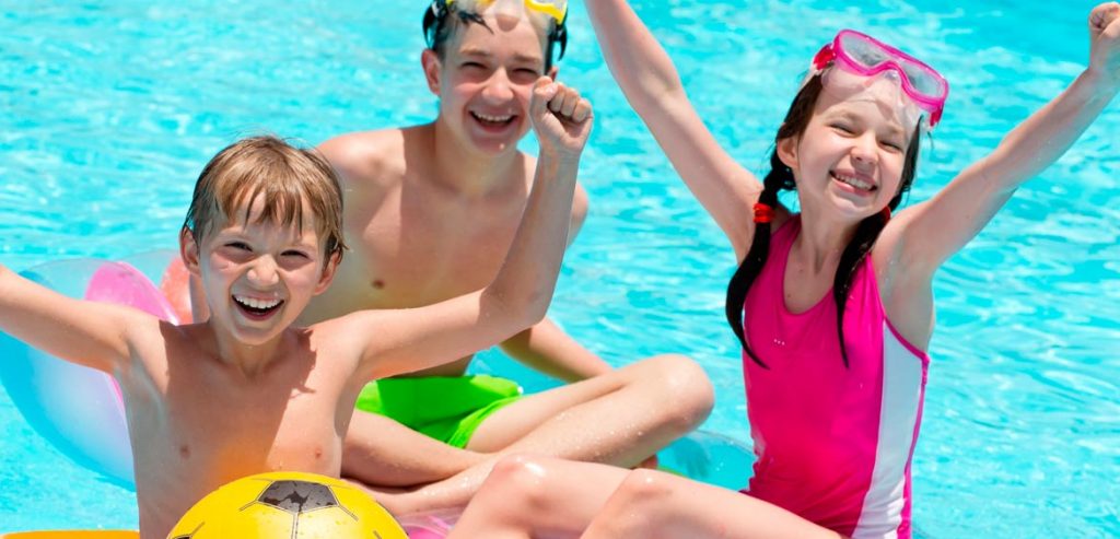 Precauciones con los niños en la piscina 9 Precauciones con los niños en la piscina 8