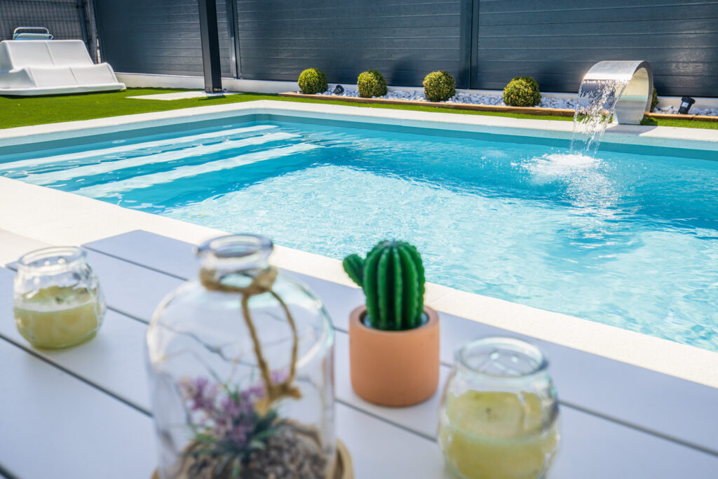 Robot para piscina: qué es y cómo funciona 27 Piscina Volga Gris Nube