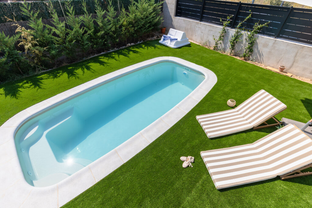 ILUMINAR PISCINA
