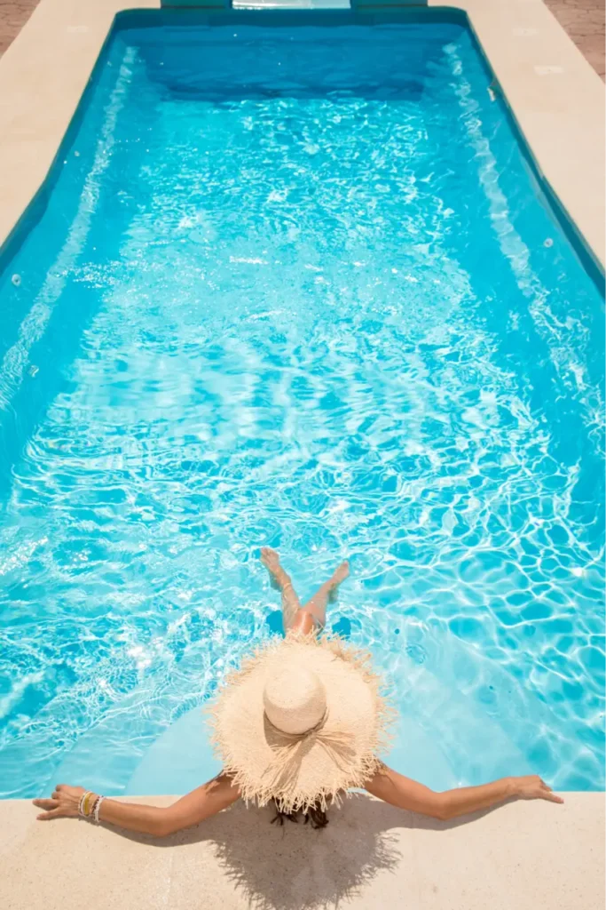 Guía Definitiva: ¿Cuánto Cloro Tiene que Tener una Piscina para un Agua Perfecta? 3 fiesta en la piscina