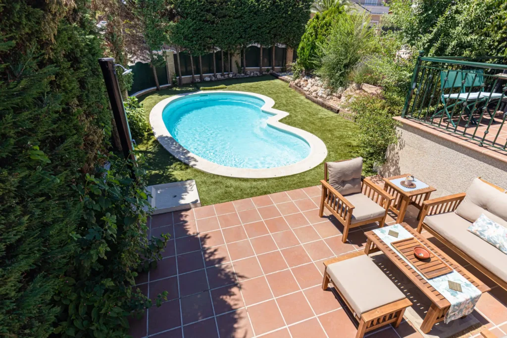 Profundidad Ideal para una Piscina Familiar en España: Claves para tu Elección Perfecta 6 profundidad piscina familiar