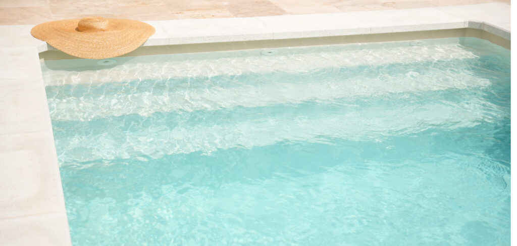 Guía Definitiva: ¿Cuánto Cloro Tiene que Tener una Piscina para un Agua Perfecta? 6 Guía Definitiva: ¿Cuánto Cloro Tiene que Tener una Piscina para un Agua Perfecta? 5