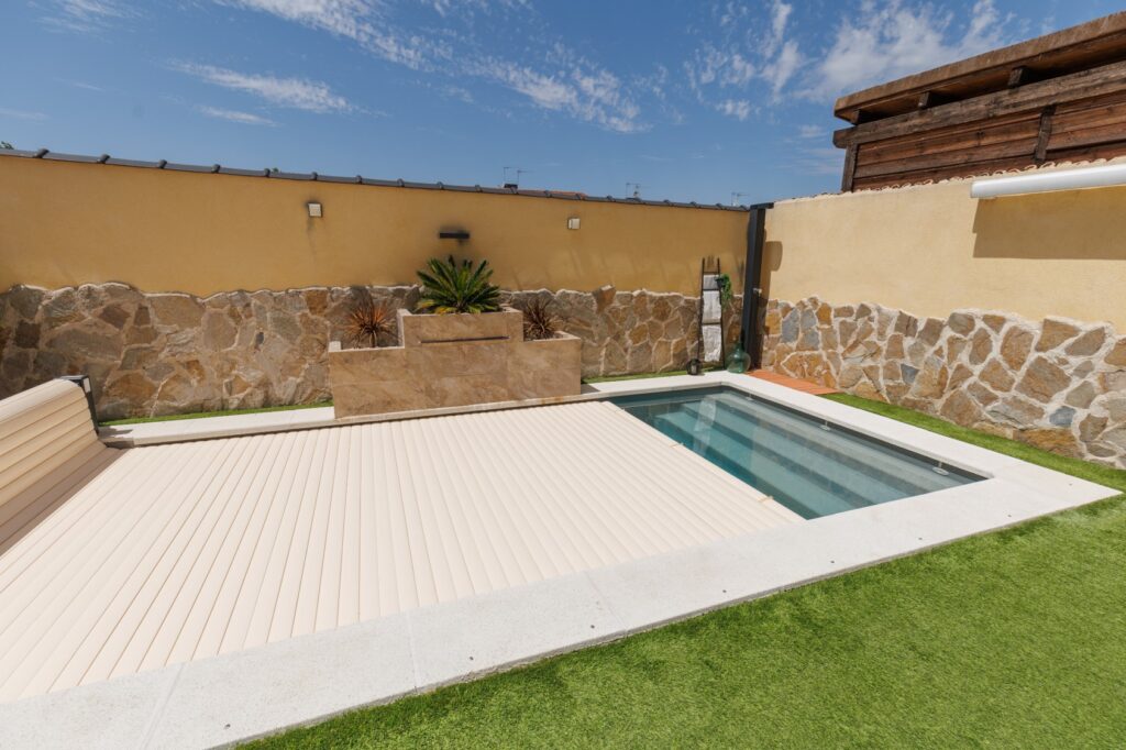 ¿Cuánto dura el agua de una piscina sin depuradora? La respuesta honesta y el plan de 5 pasos para mantenerla 4 ¿Cuánto dura el agua de una piscina sin depuradora? La respuesta honesta y el plan de 5 pasos para mantenerla 3