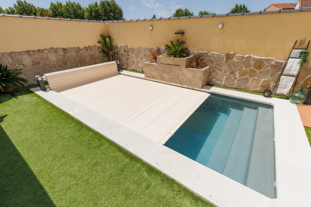 ¿Cuánto tiempo puede estar una piscina sin agua? Guía completa sobre riesgos y precauciones 4 ¿Cuánto tiempo puede estar una piscina sin agua? Guía completa sobre riesgos y precauciones 3