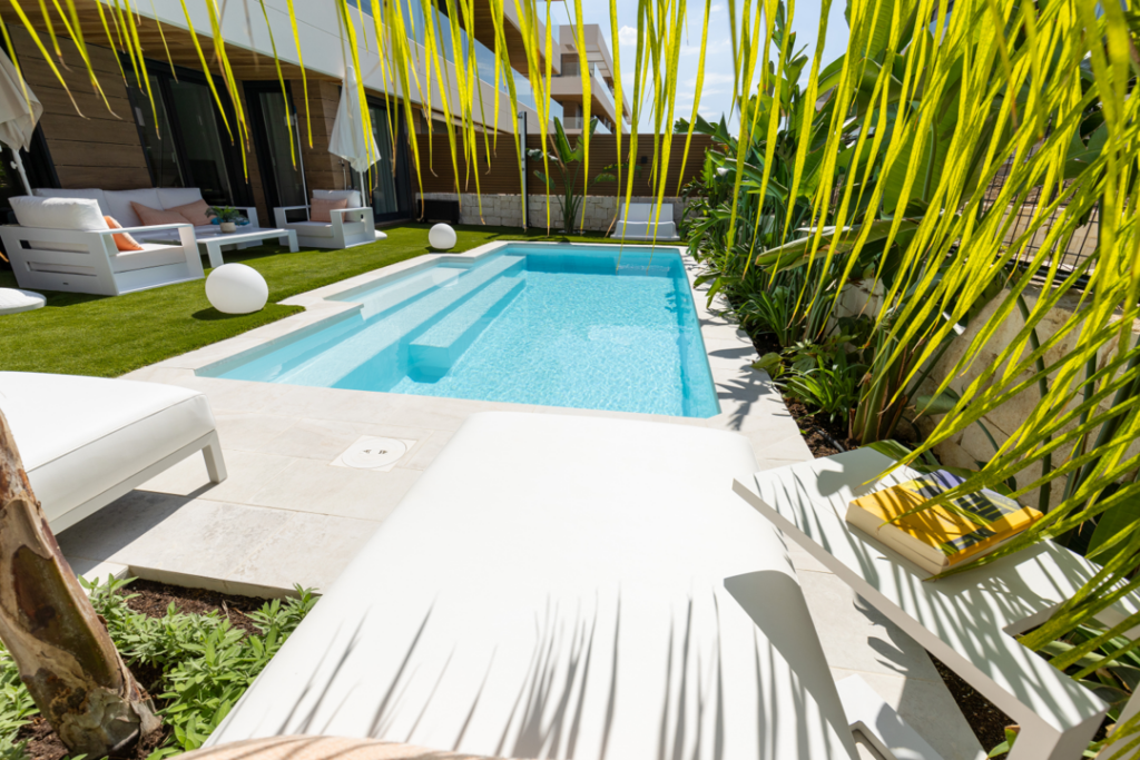 Plantas para Piscinas: La Guía Definitiva de Piscinas DTP para un Oasis de Ensueño 4 Plantas para Piscinas: La Guía Definitiva de Piscinas DTP para un Oasis de Ensueño 3