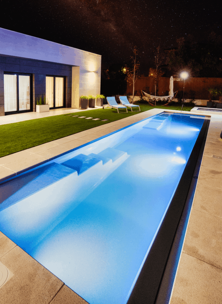 Focos LED de colores para piscina: ¿Cómo elegirlos e instalarlos? 4 Focos LED de colores para piscina: ¿Cómo elegirlos e instalarlos? 3
